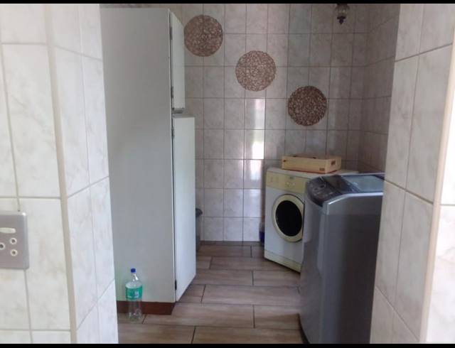 4 BEDROOM HOUSE FOR SALE IN VANDERBIJLPARK SW 2